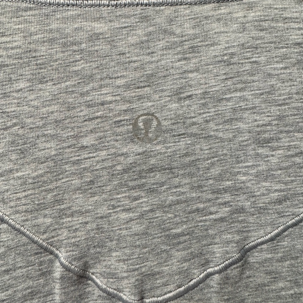 lululemon athletica Gray Short Sleeve Tee